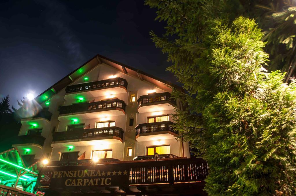 Carpatic Hotell Predeal Exteriör bild